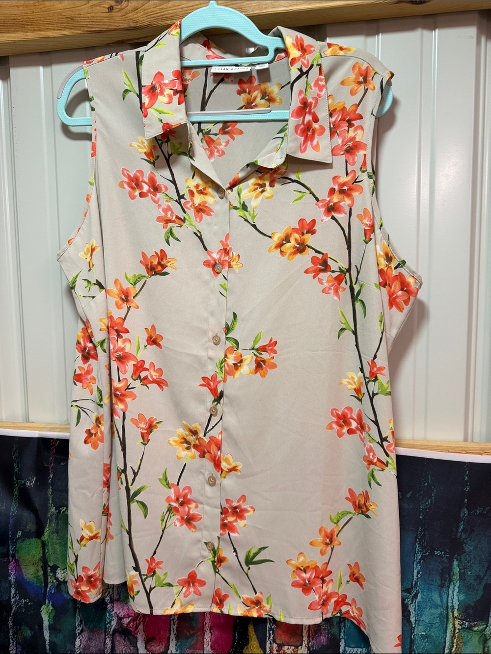 Sleeveless Floral Button-Front Top - Beige with Orange Floral
